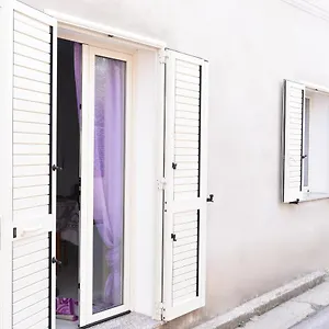 Appartamento Izzhome Regina Margherita, Pula